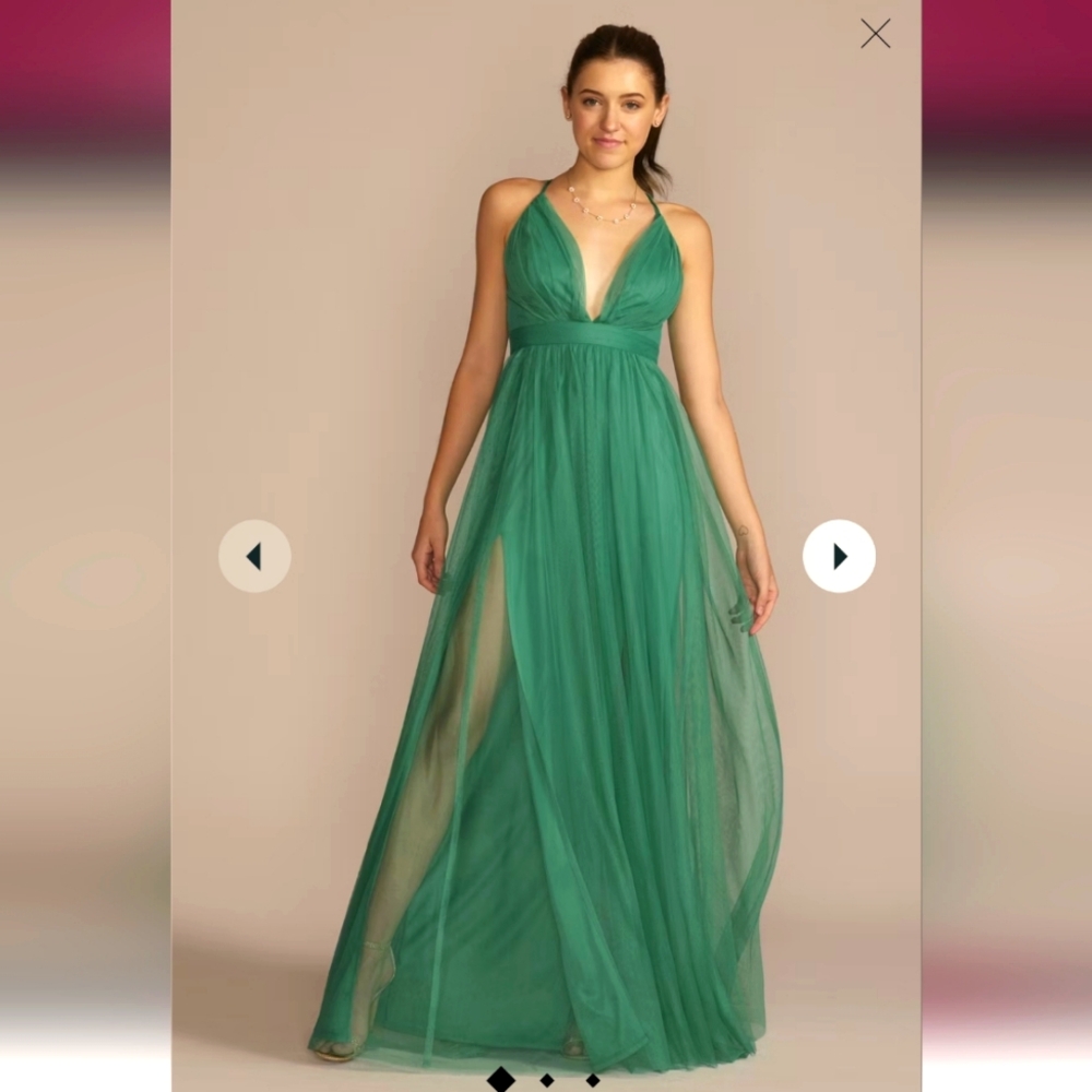 👗CORAL COLOR EMERALD SUNDAE TULLE DRESS, PLUNGE NECKLINE & OPEN BACK 👗